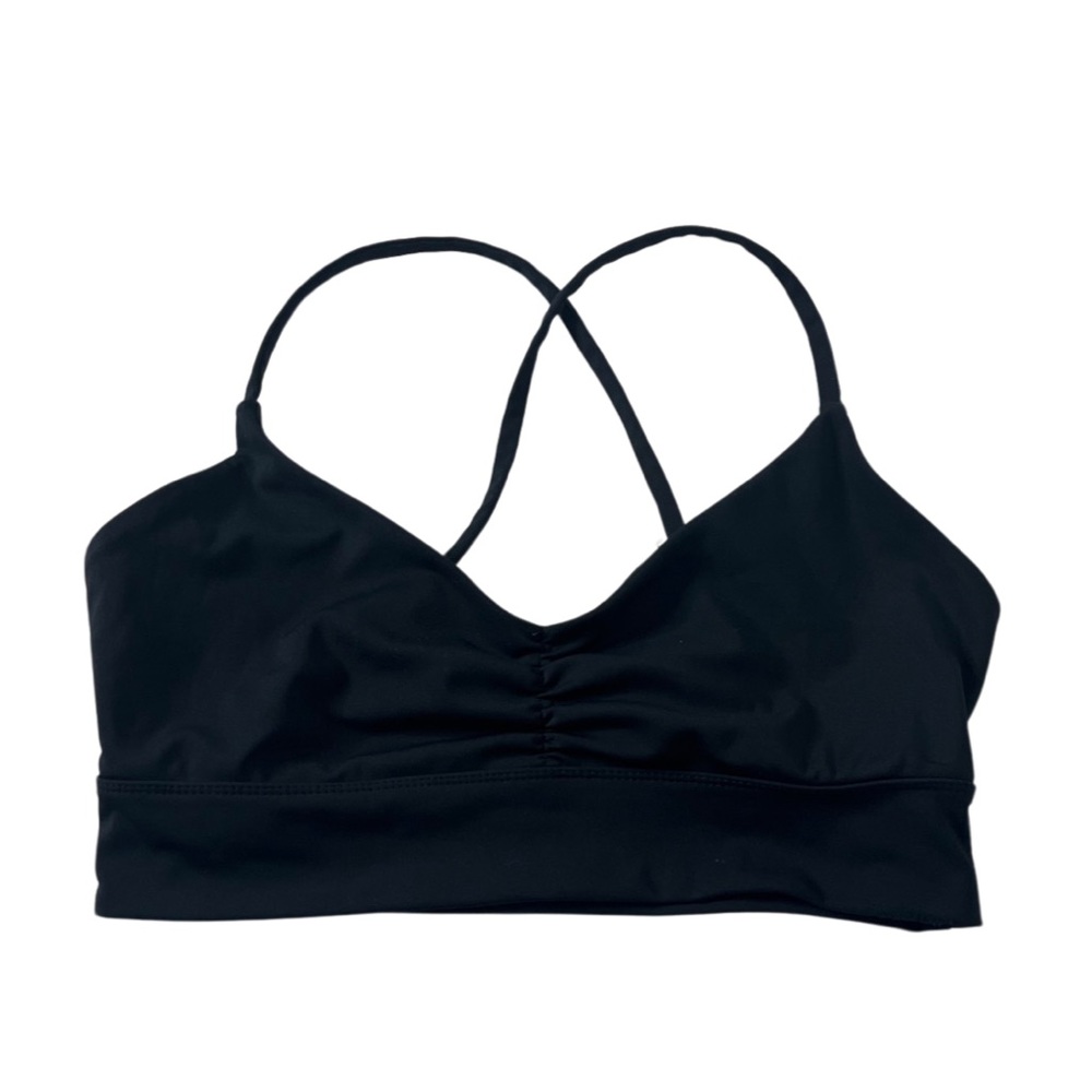 FOREVER 21 black active sports bra size M